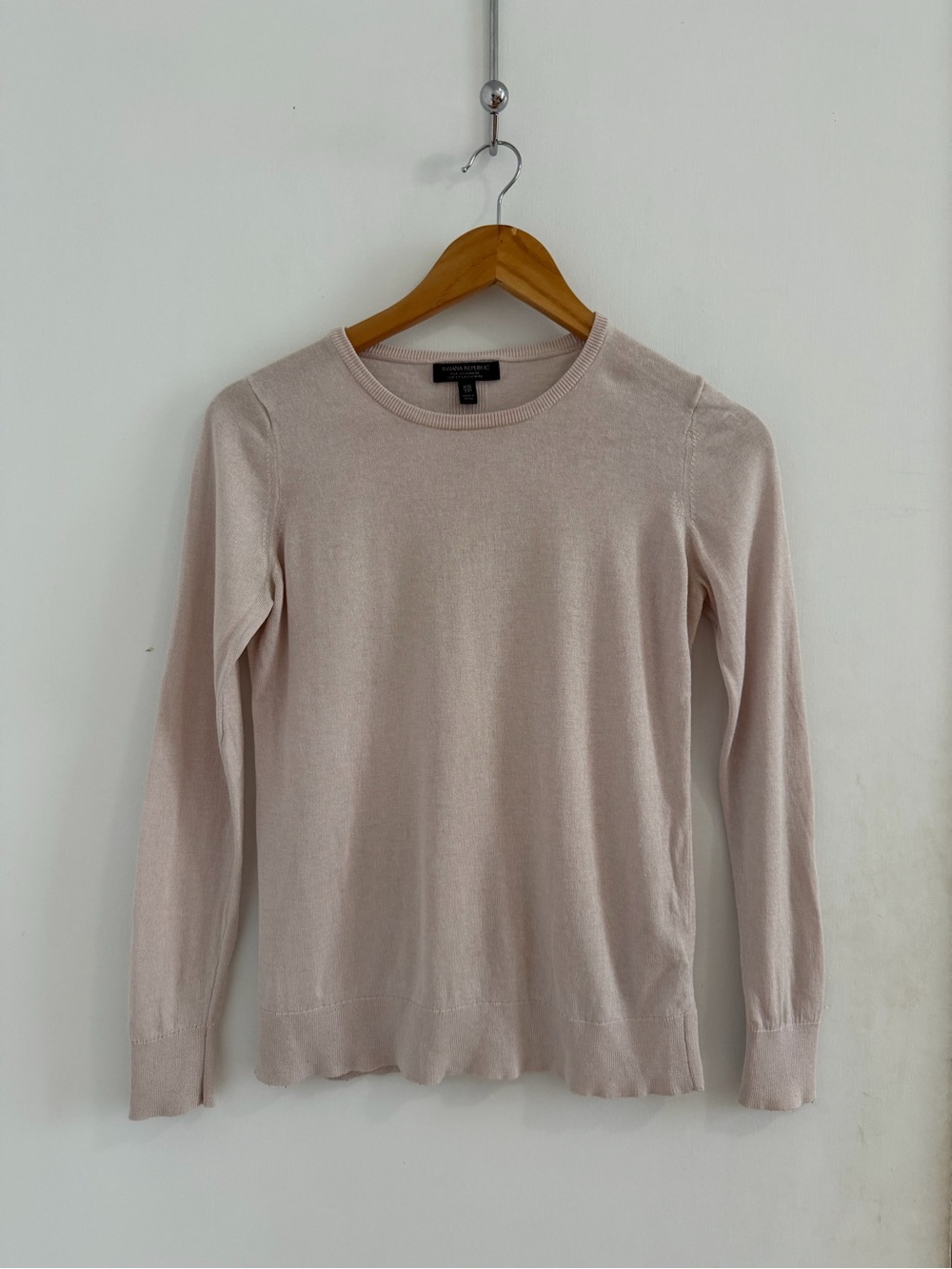 Banana Republic Light Blush Silk-Cashmere Crewneck Sweater